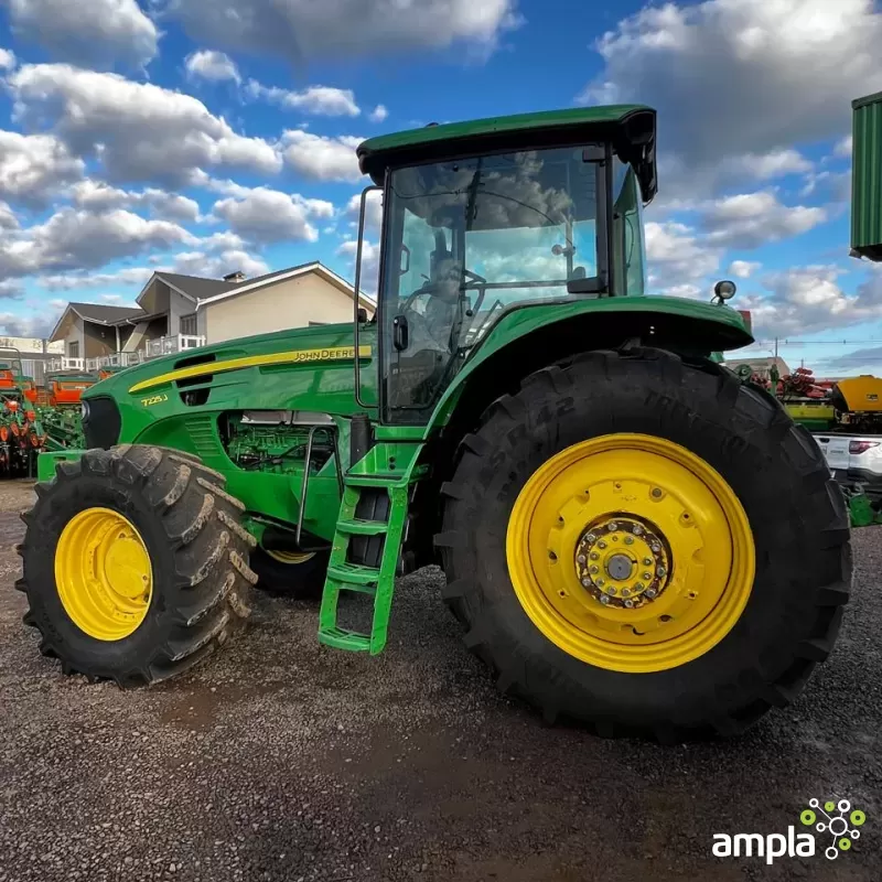 TRATOR JD 7225J ANO 2013